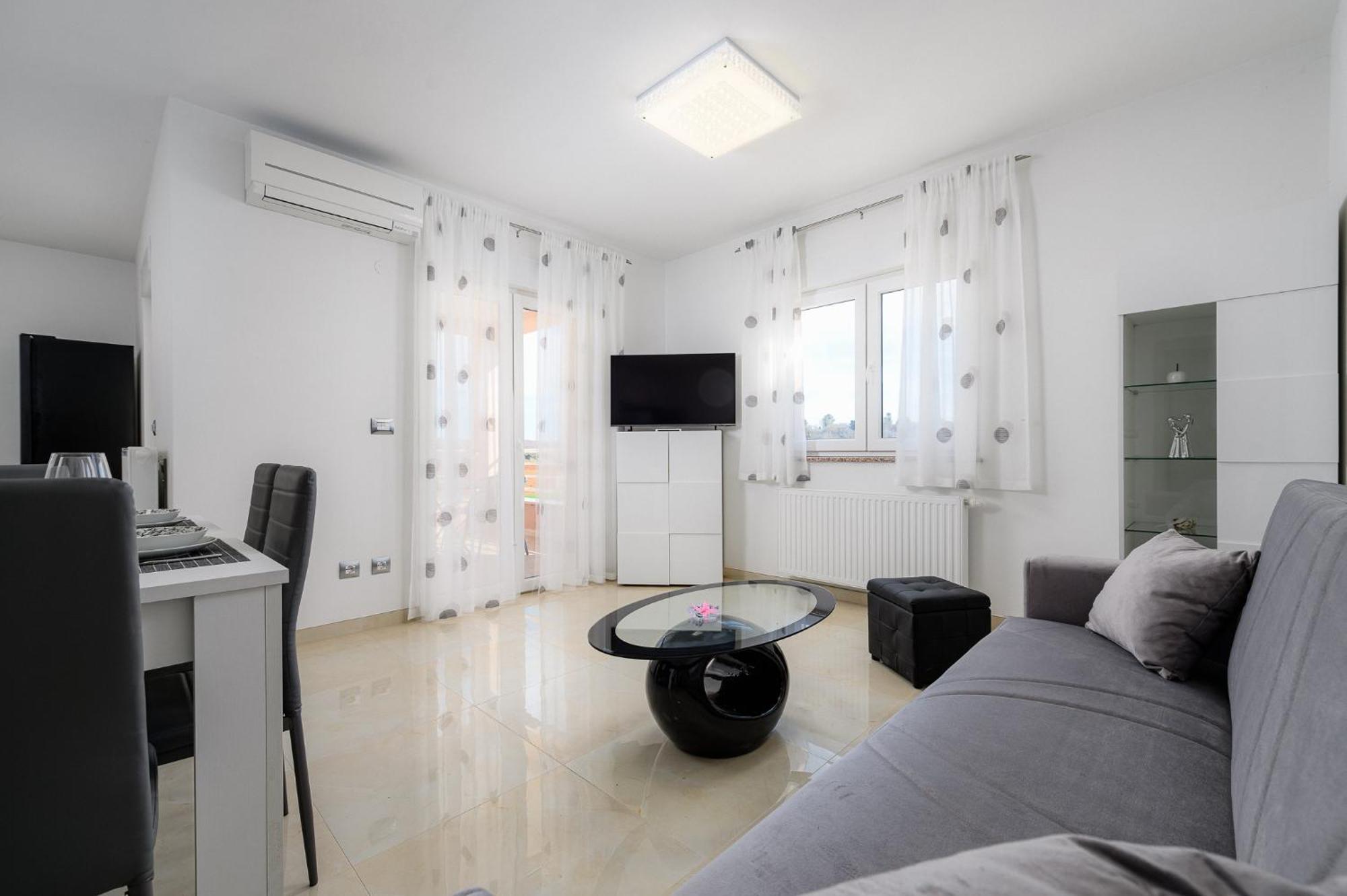 Stancija Amorozo 5 - Apartment N. 7 ポレッチ エクステリア 写真