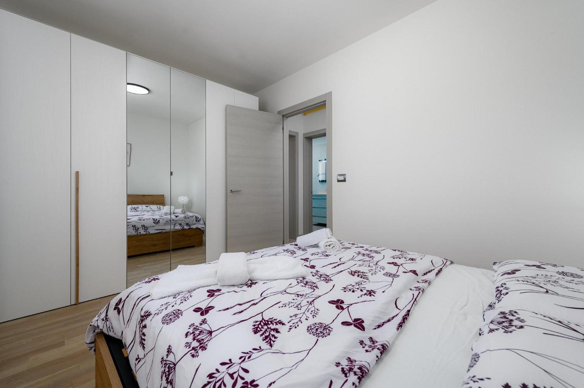 Stancija Amorozo 5 - Apartment N. 7 ポレッチ エクステリア 写真